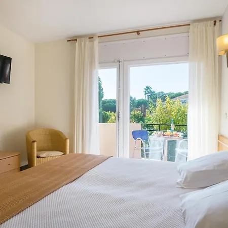Ancora Hotel