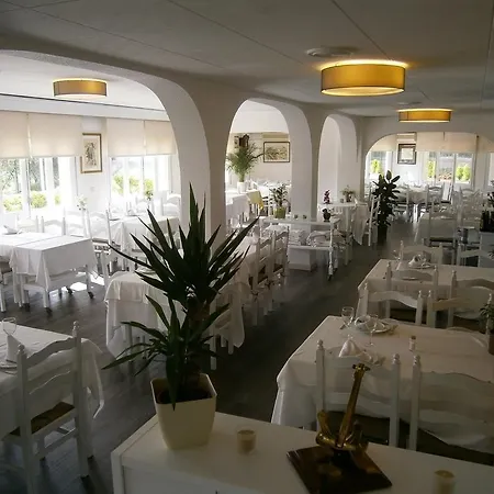 Ancora Hotel