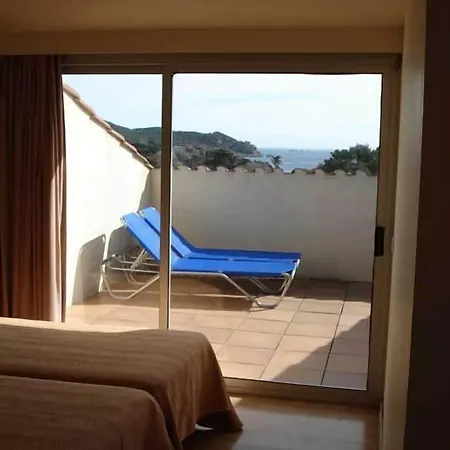 Ancora Hotel 3*