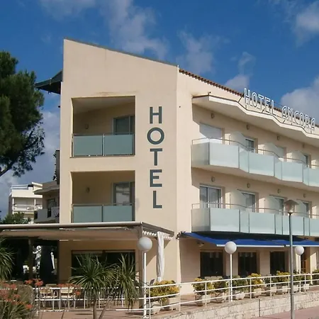 Hotel Ancora 3*