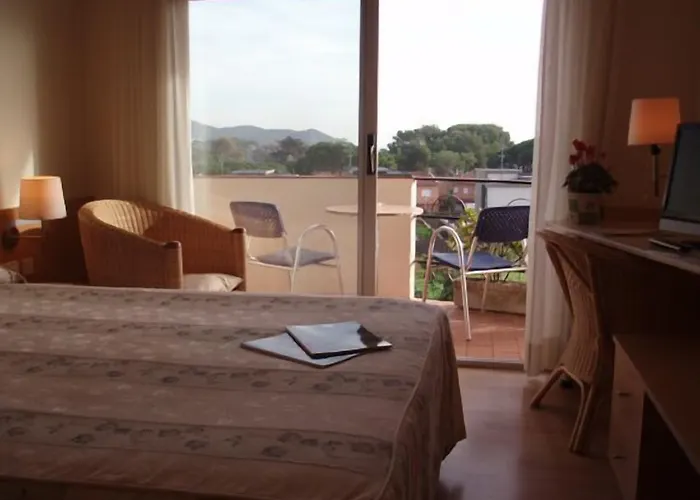 Ancora Hotel 3*